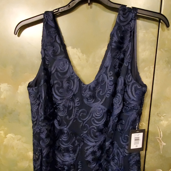 DRESS - Picture 2 of 6